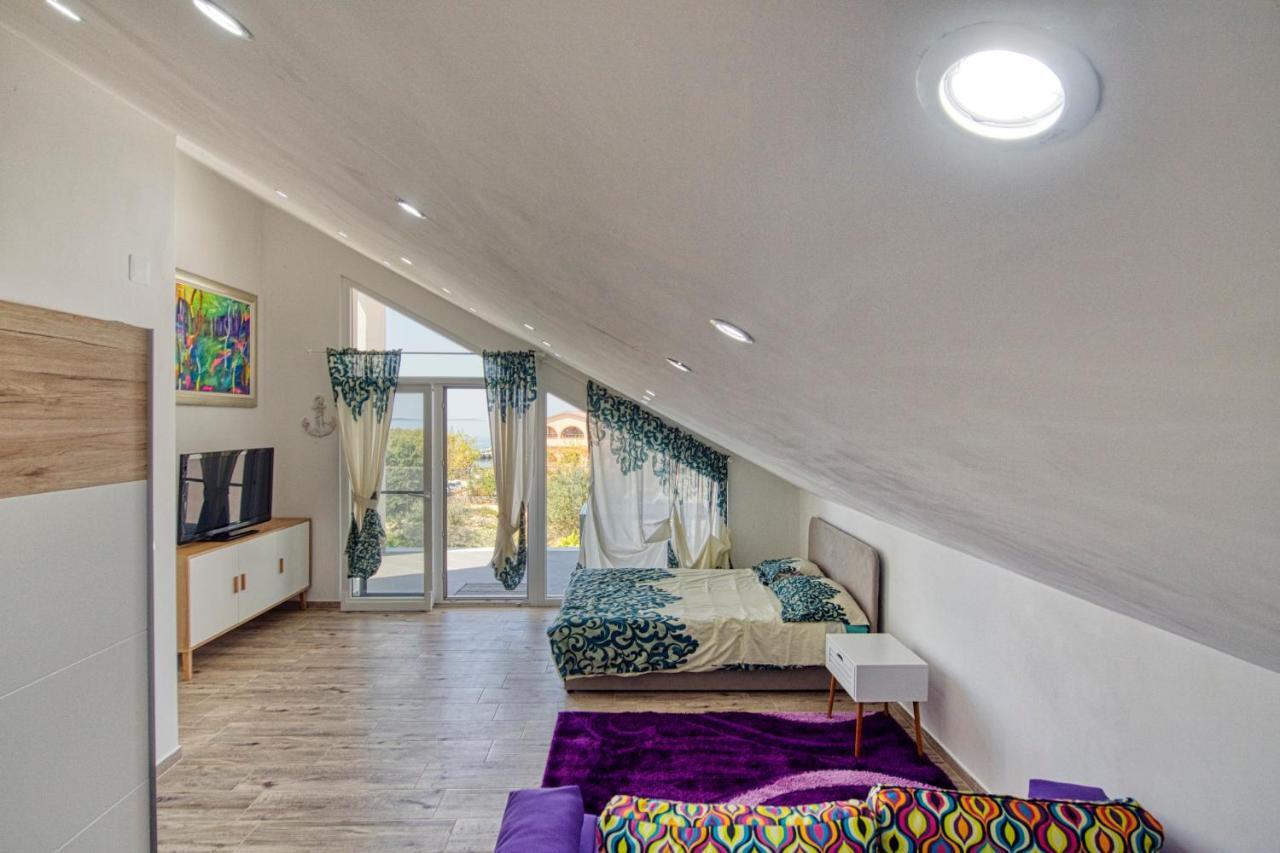 Boutique Villa Nirvana 2, Proboj 25 Košljun Eksteriør billede